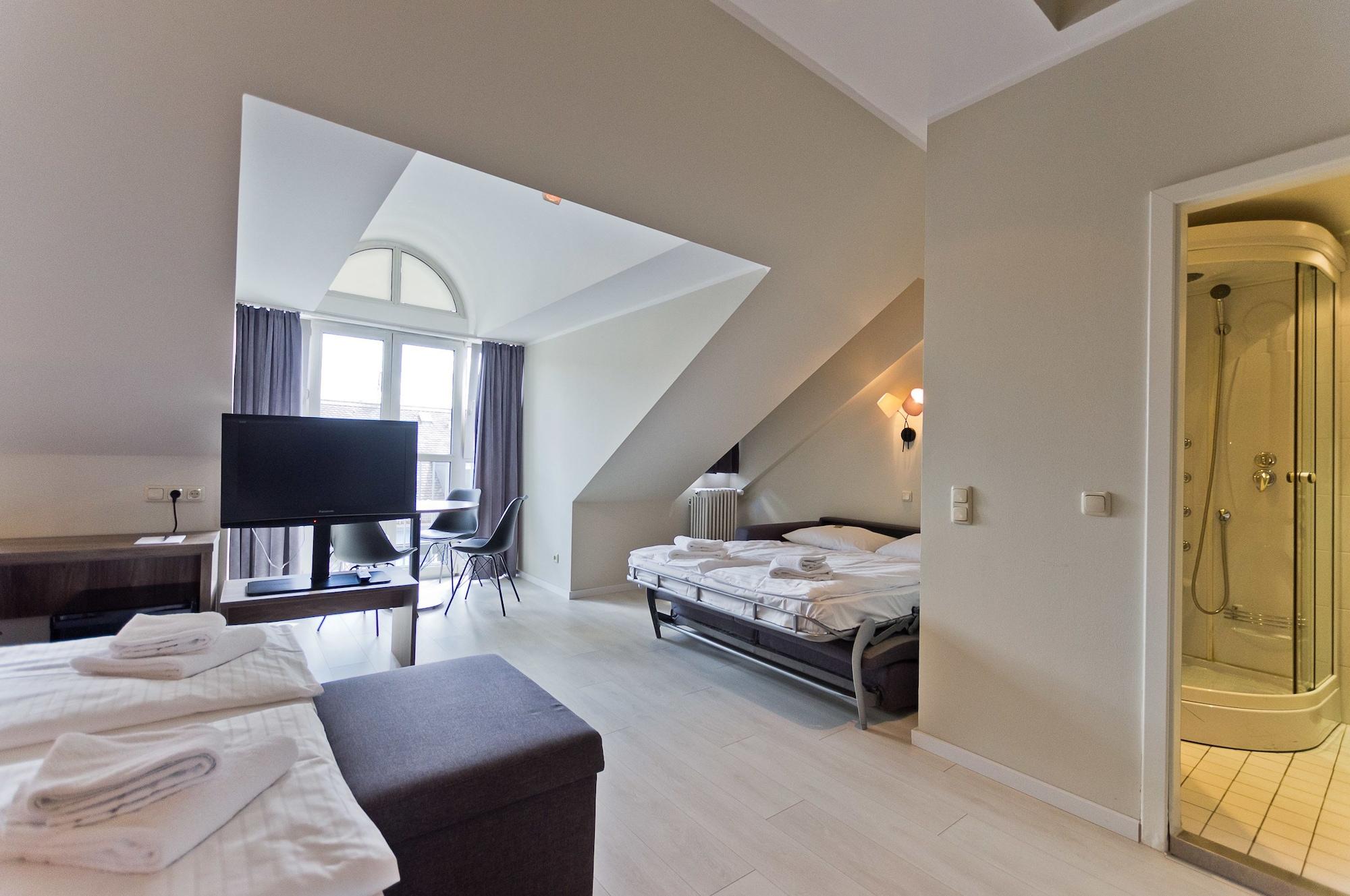 Hotel Astor Мюнхен Экстерьер фото